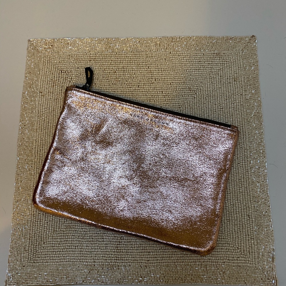 Marc Jacobs clutch!